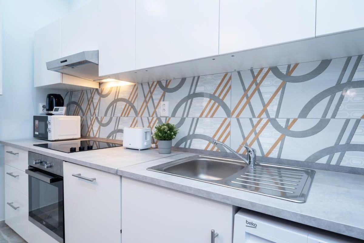 New Spacious Apartment At Superb Location Budapest Exterior photo
