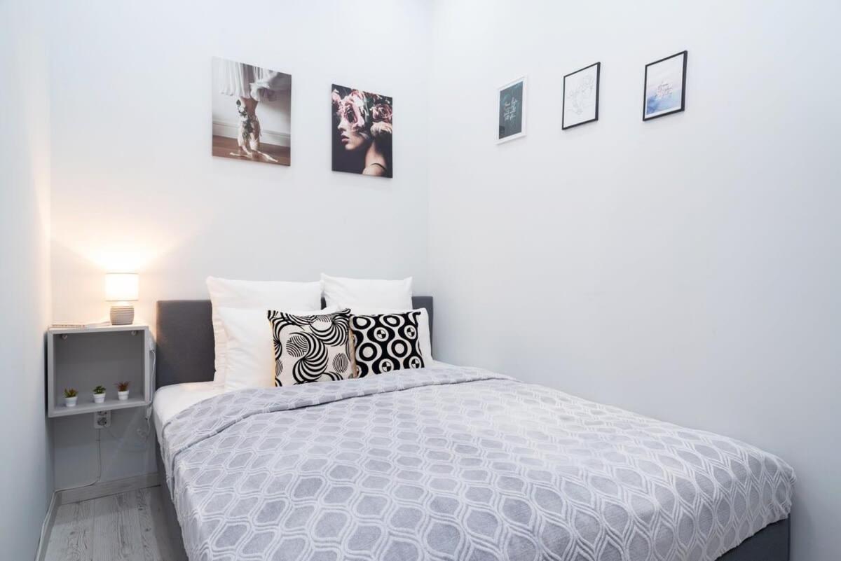 New Spacious Apartment At Superb Location Budapest Exterior photo